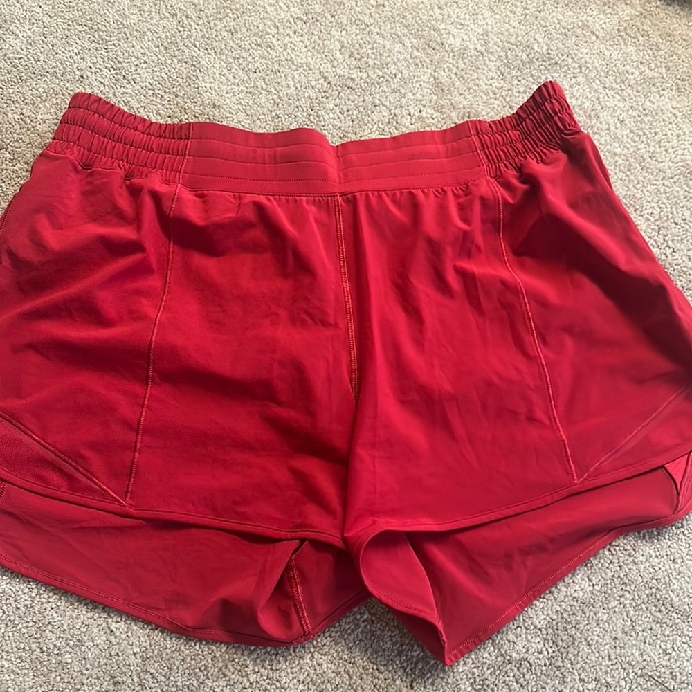 Lululemon hotty hot high rise shorts size 12 Tall